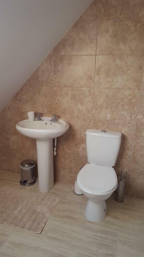 Dunroaming Cottage Pendine Bagian luar foto